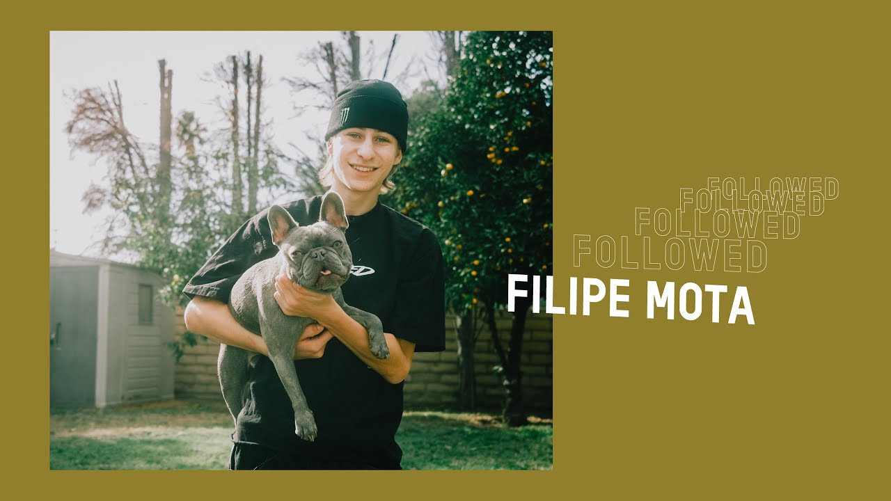 Join our day with Filipe in Los Angeles as we get a home tour of the house he just moved into, talk about all sorts of stuff before checking out a street spot that got rained out (yes, rain in LA!), and end our day at the Primitive park where Filipe and Kyo set themselves up for a challenge. Enjoy.<br /><br />Also featuring Kyonosuke Yamashita, Rayssa Leal, Lui Elliott, Giovanni Vianna and many more. <br /><br />Filmed by Luke Lutz<br />Edited by Dominik Schneider<br /><br />0:00 At Home<br />8:47 First Spot<br />11:21 Acai Spot<br />12:22 Primitive Park<br /><br />Get our books & apparel collection here: https://pocketskatemag.com/shop/<br /><br />Feel free to subscribe to our channel and follow us on Instagram:<br />http://www.instagram.com/pocketskatemag <br /><br />Our Website:<br />http://www.pocketskatemag.com
