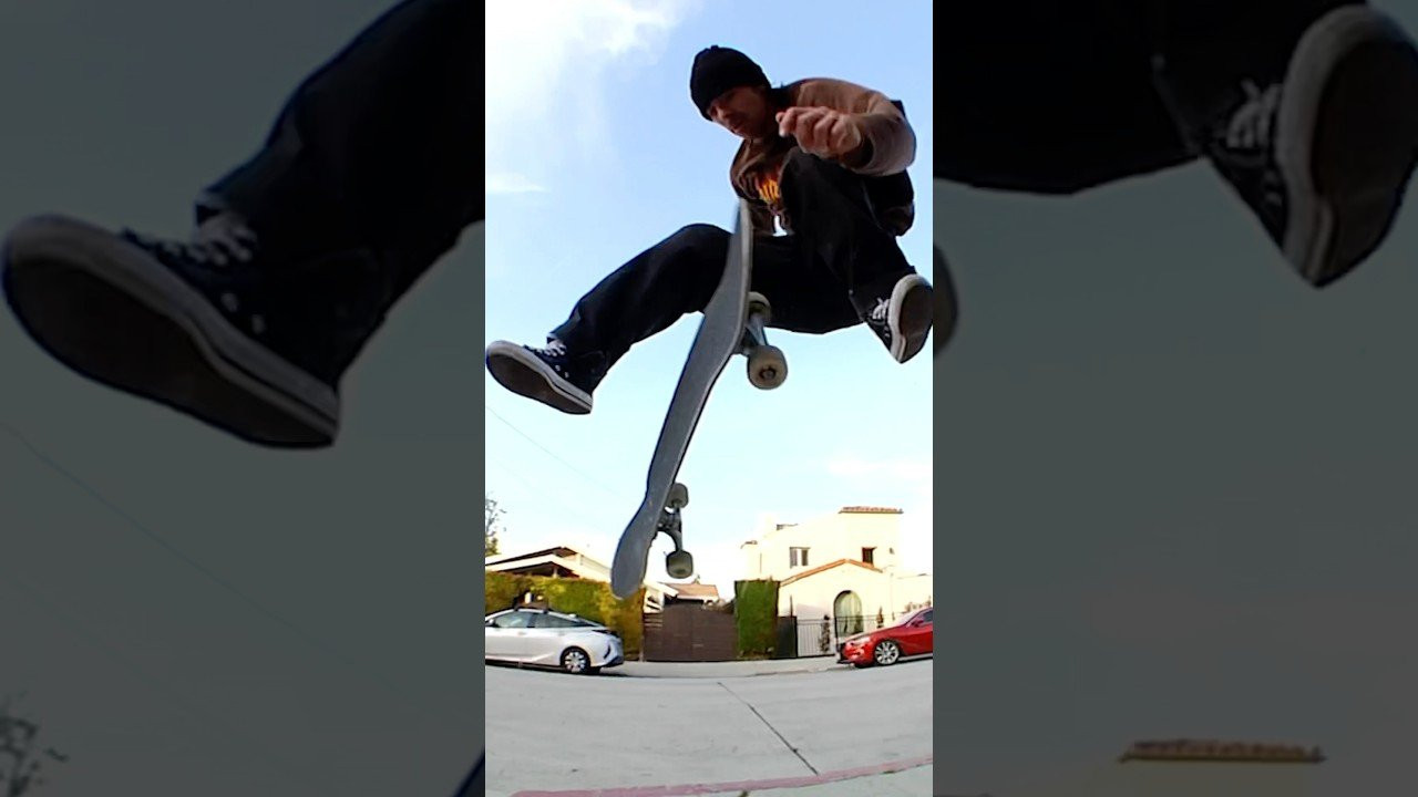 Cody Chapman unleashing a full-speed assault 🦅