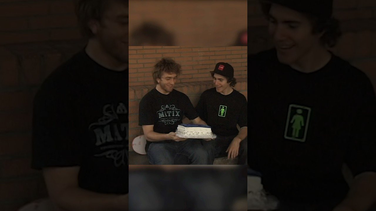 Hollywood High, March 27th, 2006 ✨ Happy birthday Mike Mo 💚 <br /><br />📹: Aaron Meza<br /><br />#GirlSkateboards
