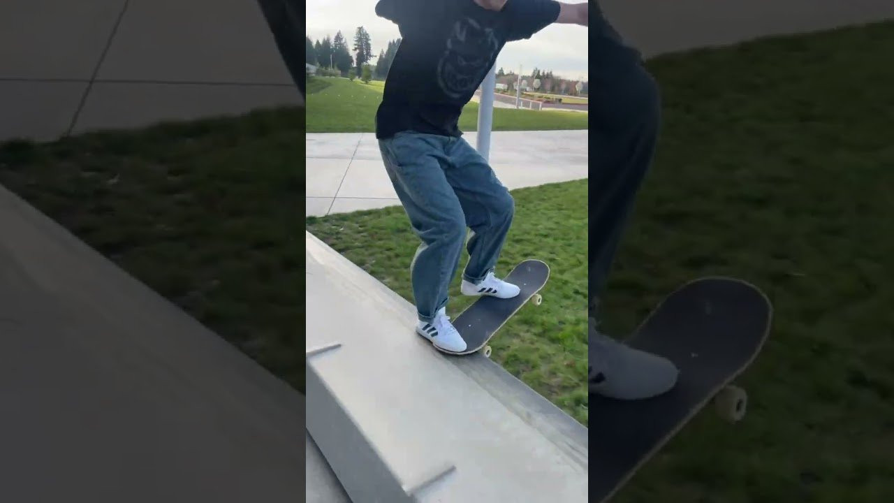 Portland Session with Silas Baxter-Neal, Alex Lobasyuk & Romel Torres. #skateboarding #portland