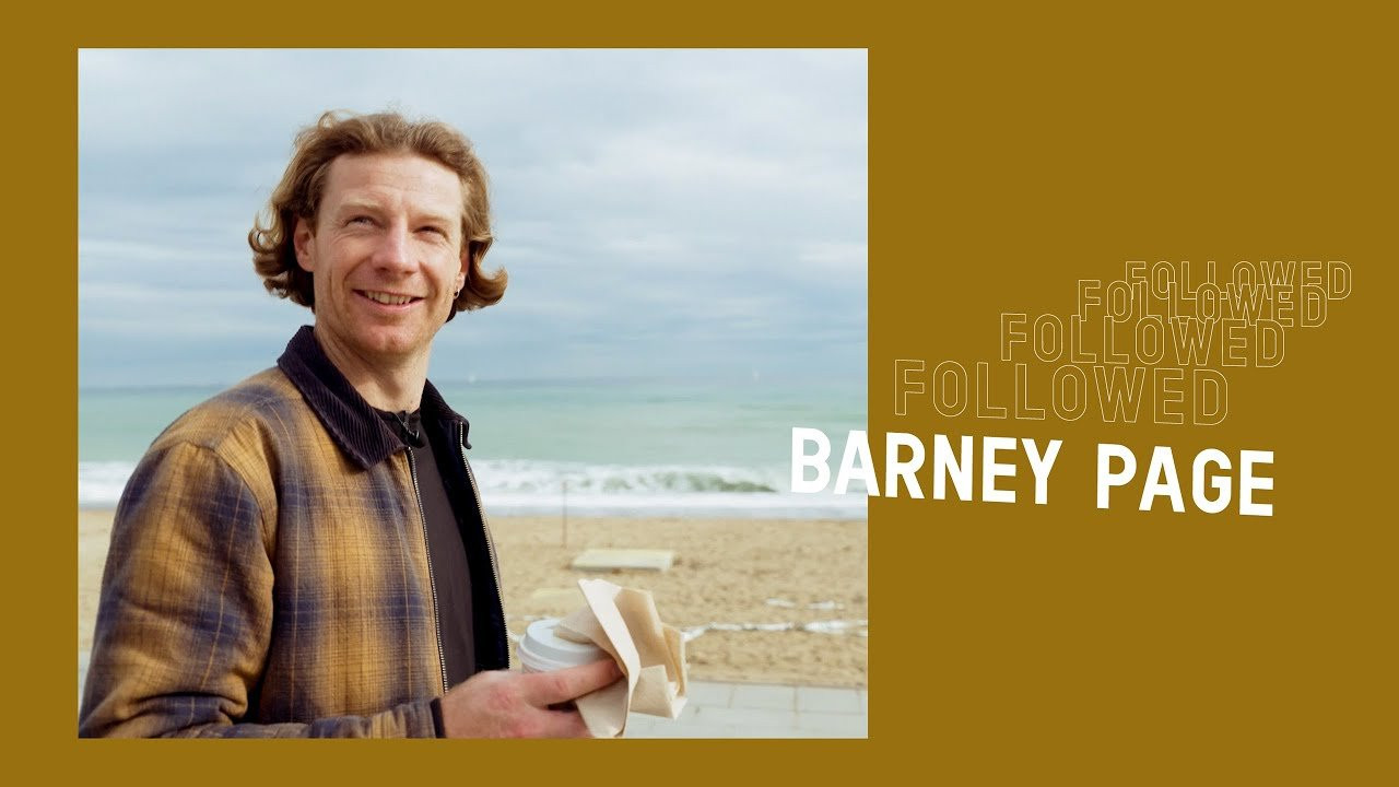 Join our day with Barney in Barcelona. We go to the beach, talk skating across the UK for the Ben Raemers Foundation and many other topics, meet up with the SOUR crew and skate multiple spots. Barney is one of a kind - enjoy! <br /><br />Filmed by Dennis Ludwig<br />Edited by Dominik Schneider<br /><br />Get our books & apparel collection here: https://pocketskatemag.com/shop/<br /><br />Feel free to subscribe to our channel and follow us on Instagram:<br />http://www.instagram.com/pocketskatemag <br /><br />Our Website:<br />http://www.pocketskatemag.com