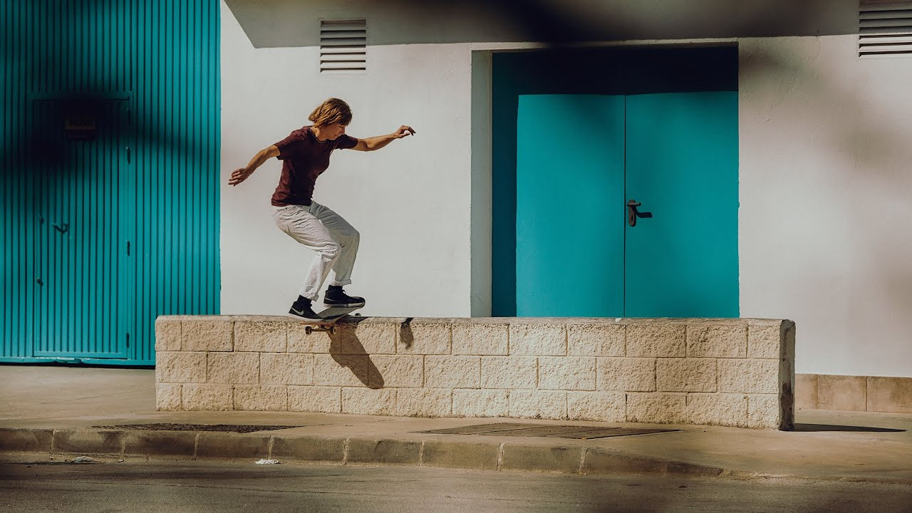 Lea Schairer has been working on this one for a while, overcoming injuries and keeping at it. Proud to present this one not only because we are good friends with Lea but also big fans of her skating. Enjoy.<br /><br />Filmed by Juli Lopez, Dennis Ludwig, Chris Bradl, Conny Mirbach, Juli Geissinger.<br />Edited by Chris Bradl<br />Photo by Conny Mirbach<br /><br />Get our books & apparel collection here: https://pocketskatemag.com/shop/<br /><br />Feel free to subscribe to our channel and follow us on Instagram:<br />http://www.instagram.com/pocketskatemag <br /><br />Our Website:<br />http://www.pocketskatemag.com