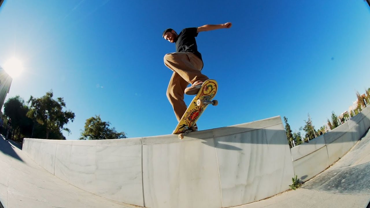 Starring Javi Fioretto, Marc Diaz and Victor Marin.<br /><br />Filmed and edited by Roberto Marcelli.