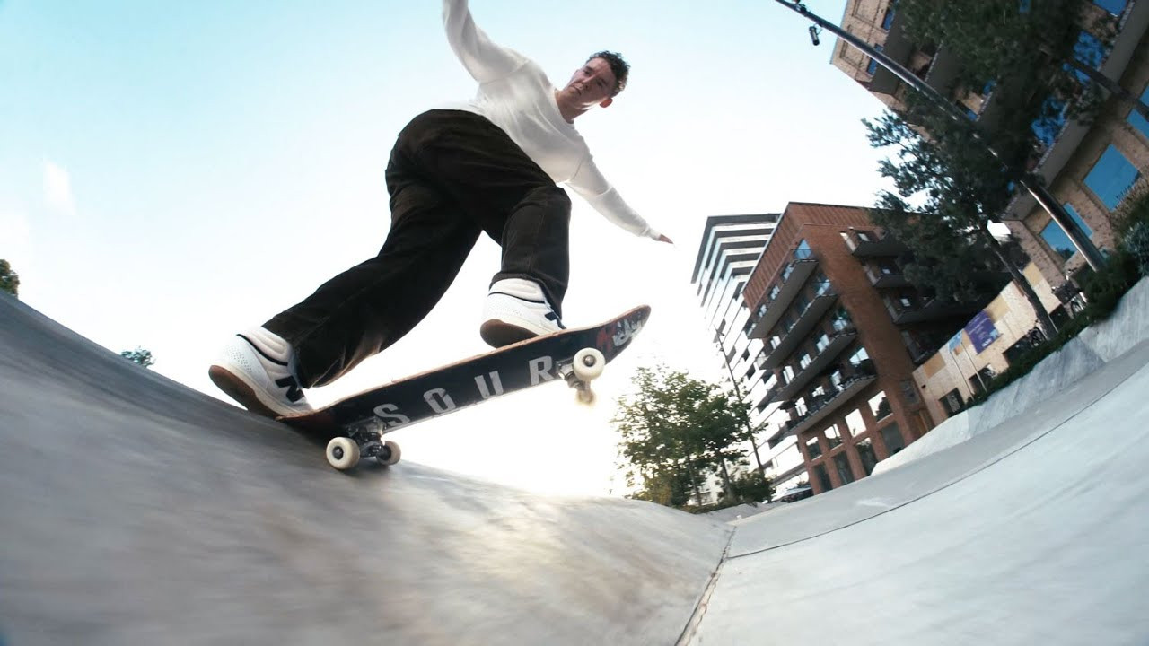 Featuring Martin Sandberg and Nisse Ingemarsson.<br /><br />Filmed and edited by Fritte Söderström.<br /><br />Guest: Tyler Surrey.