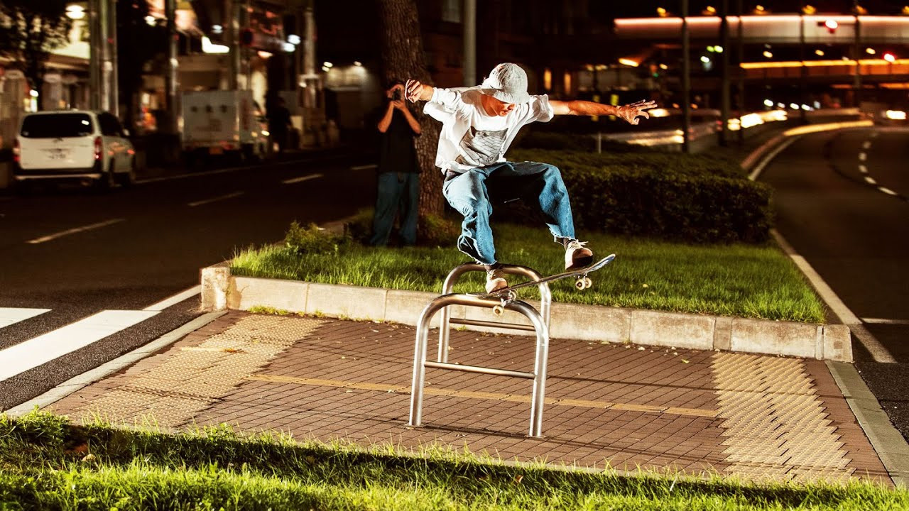 Filmed by Keisho Ko.<br /><br />Thumbnail image by Mashiro Yoshimoto.<br /><br />https://www.loopholewheels.com/