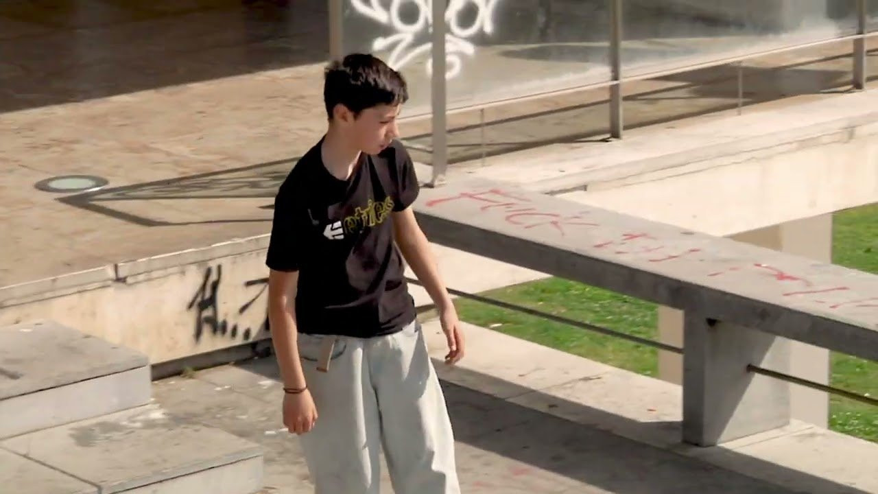 https://www.instagram.com/madutteixeira/<br /><br />Filmed by https://www.instagram.com/jackthomspon/<br />Super 8 by https://www.instagram.com/kevinparrott/<br /><br />------------------------------------------------------<br />Shop etnies footwear and apparel<br />https://www.etnies.com<br /><br />Subscribe to our YouTube channel:<br />https://www.youtube.com/user/c/etnies?sub_confirmation=1<br /><br />Follow etnies on all social media.<br />Facebook: https://www.facebook.com/etnies<br />Twitter: https://twitter.com/etnies<br />IG main: https://www.instagram.com/etnies<br />IG bike: https://www.instagram.com/etniesbike<br />IG skate: https://www.instagram.com/etniesskateboarding<br />TikTok: https://www.tiktok.com/@etniesskateboarding<br /><br />#etnies #BuiltBySkateboarding #QualityFootwear