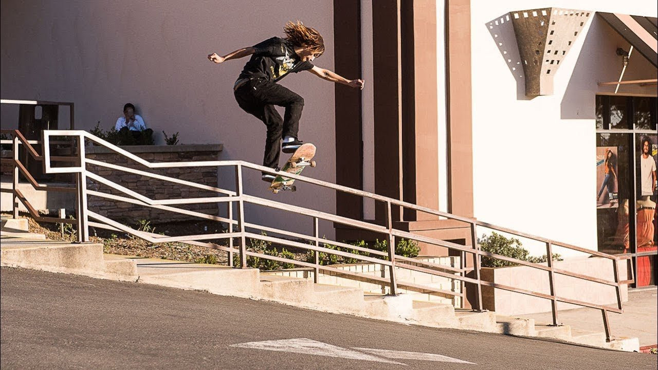 <p><span>Along with Kader and Zach, Victor is part of the Emerican trio that has us feeling really good about the future of boarding. Not only comfortable on the hefty terrain, he looks proper doing it. The back Smith ender is so insanely psychotic.</span></p>