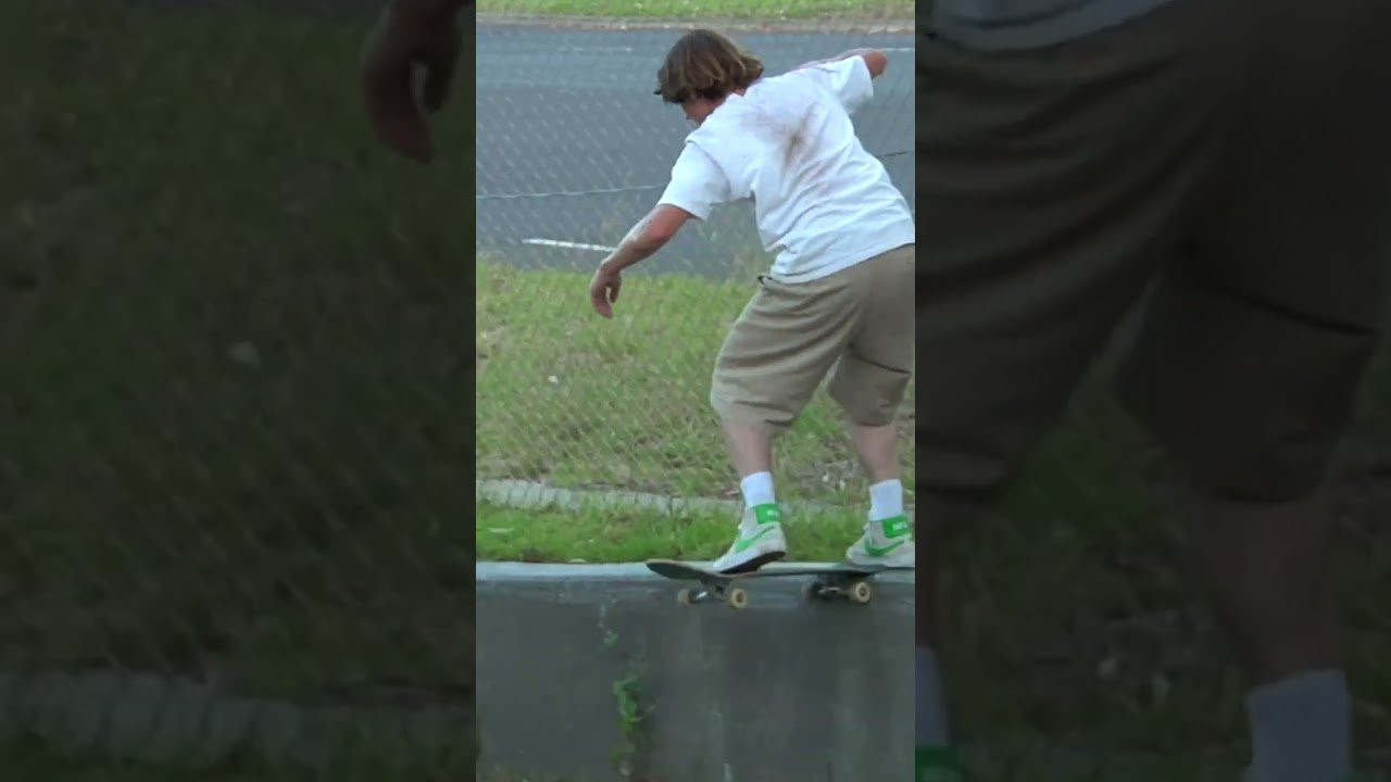 #shorts <br /><br />Filmed by Geoff Campbell