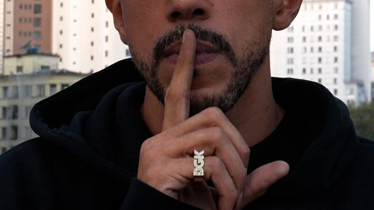 Family First. Rodrigo TX rides for DGK.<br /><br />Filmed by:<br />Rafael Galvao<br /><br />Follow Rodrigo TX: <br />Instagram: http://www.instagram.com/rodrigotx<br /><br />Follow Dgk: <br />Instagram: http://www.instagram.com/dgk <br />Twitter: http://www.twitter.com/dgk <br />Facebook: http://www.facebook.com/dgk <br />Tiktok: http://www.tiktok.com/@digitalghettokids <br />Site: http://www.dgk.com <br /><br />#dgk #rodigotx