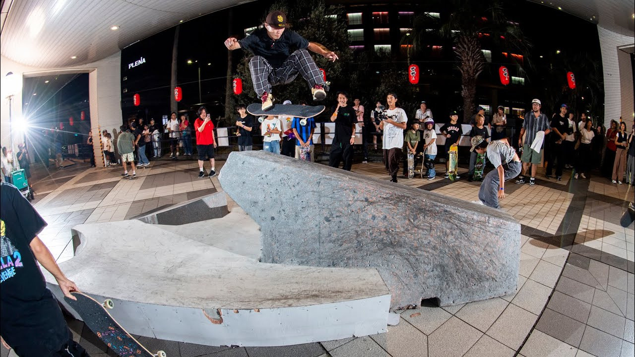 Nike SB Japan unlocks the legendary World Business Garden in Makuhari, Chiba for another weekend of community shredding.<br /><br />Featuring Taihou Tokura, Ryo Motohashi, Daiki Ikeda, Filipe Mota, Hayate Kamimura, Ren Suematsu, Wakyo Sakamoto, and many more.<br /><br />More from Nike Skateboarding<br />Official website: https://www.nikesb.com/<br />Instagram: https://www.instagram.com/nikesb <br />Twitter: https://twitter.com/nikesb