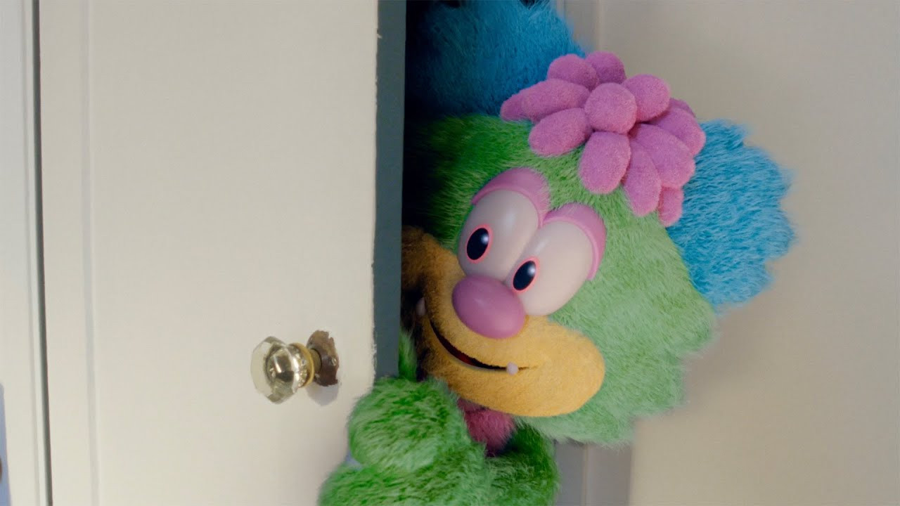 🍬🧸 Visty visits LA 🌇<br /><br />The SB Dunk Low and Air Max Ishod by Verdy will be available Friday, September 13 at verdysgiftshop.runfair.com, September 19 in select skate shops, and September 20 in SNKRS.<br /><br />More from Nike Skateboarding<br />Official website: https://www.nikesb.com/<br />Instagram: https://www.instagram.com/nikesb <br />Twitter: https://twitter.com/nikesb