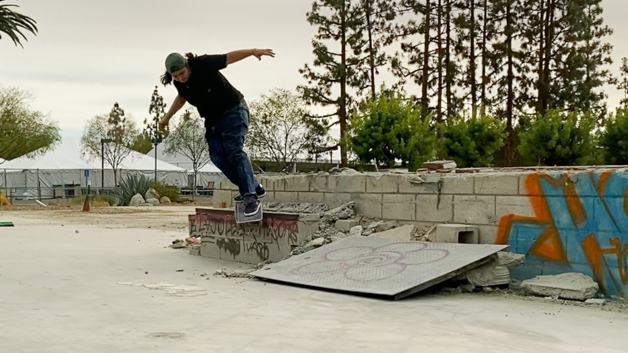 From the mind and phone of Franky Villani. Cherry Coke Sw Heel.<br /><br /><br /><br />For more follow Franky at https://www.instagram.com/frankyvillani/<br /><br />https://www.instagram.com/thundertrucks/<br />https://www.thundertrucks.com/<br /><br />#ThunderTrucks #KnowControl