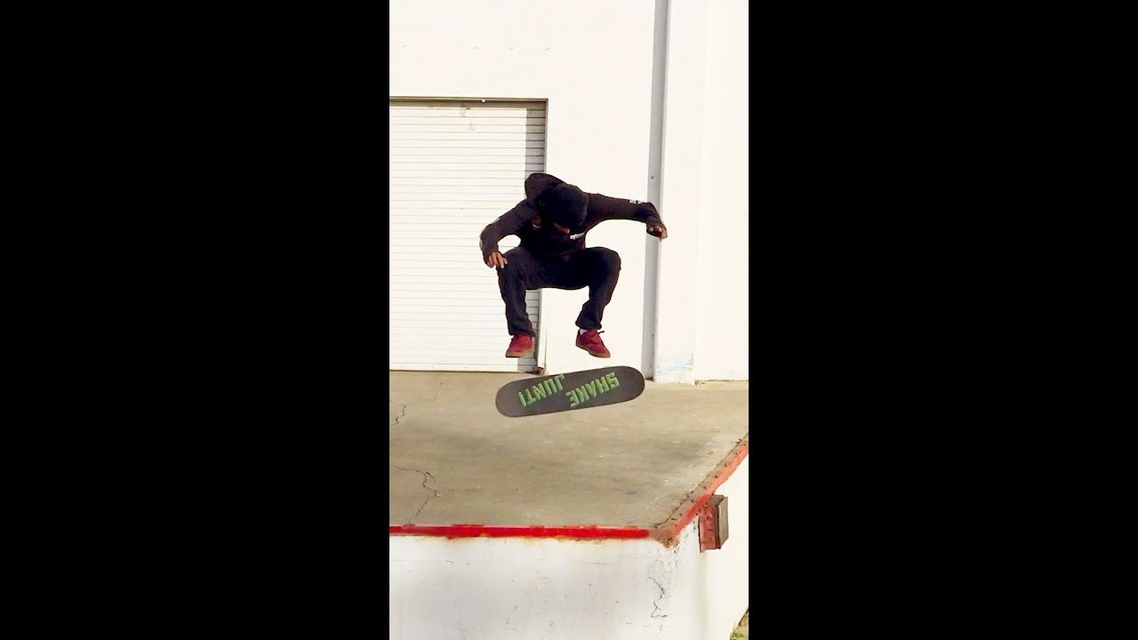 @moose805_ has been living Oxnard his entire life. Guess where he said he would wanna go when we asked him. FULL ISSUE HERE 👉https://loom.ly/GjMJFeY👈<br /><br />#skateboarding #oxnard #rajasthankelabharthi #playlist