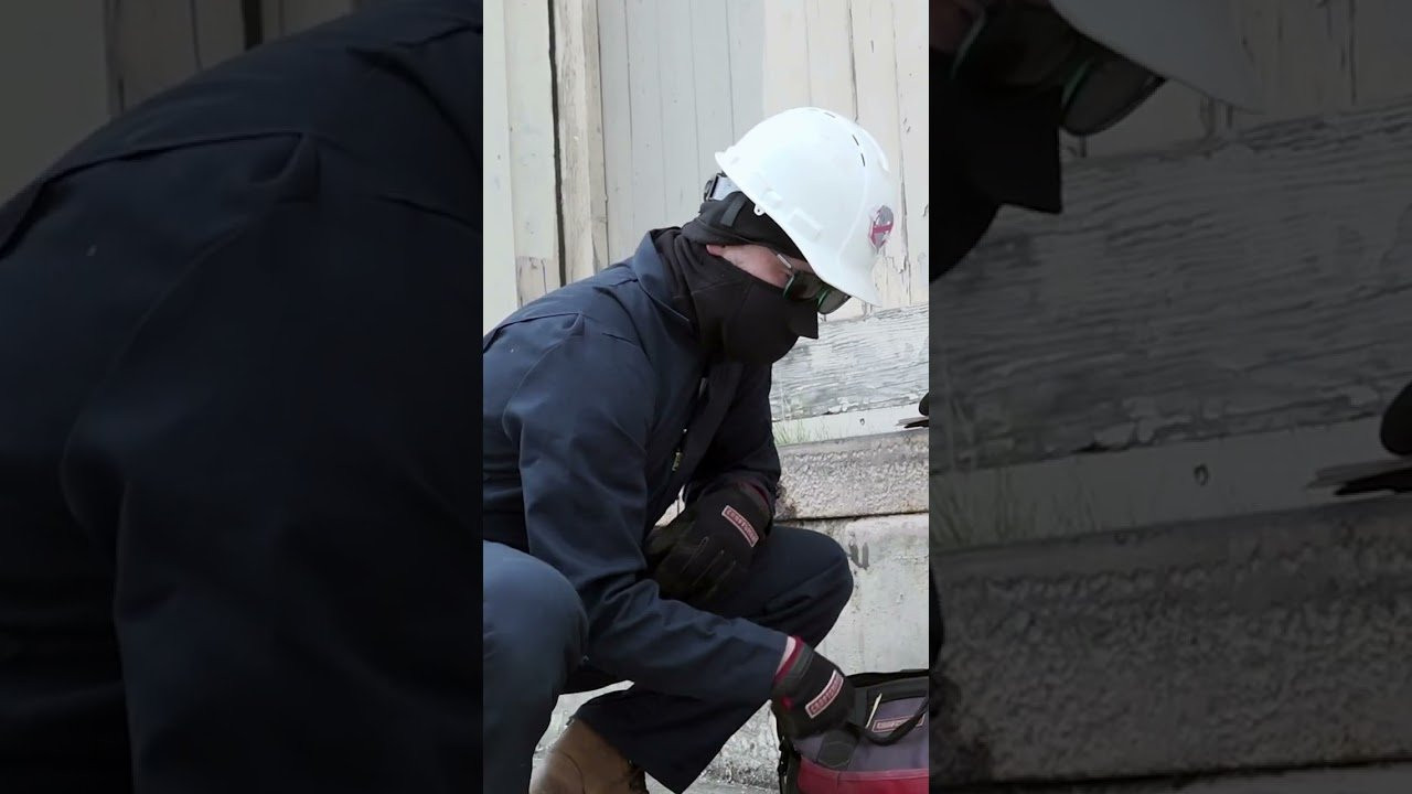 @THEKNOBBUSTER takes us through some knobs of the past in his segment "whats in the bag?" from issue 13. All full issues playing at Idabblevm.com <br /><br />#dabblevideomag #skateboarding