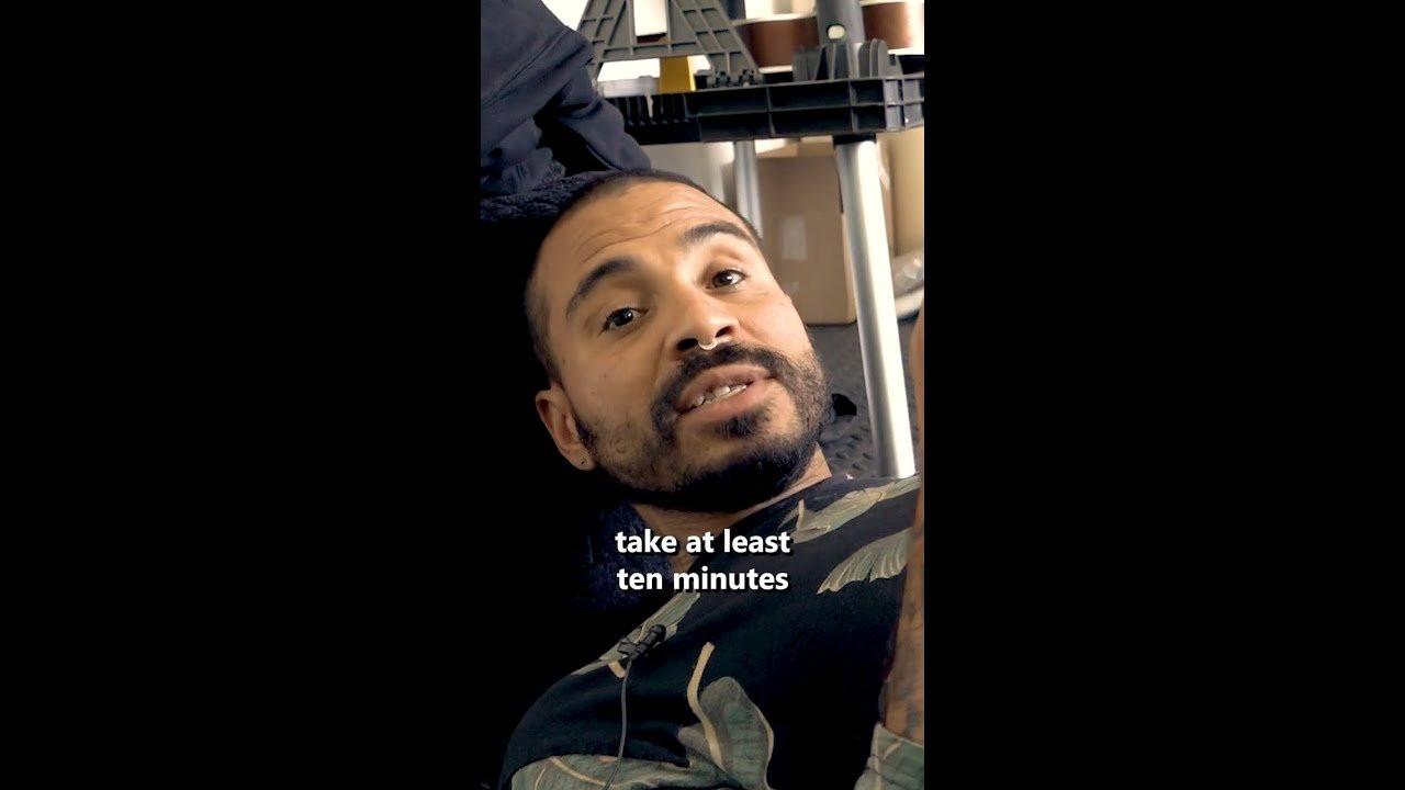 Manny Santiago on how he stays feeling good while on trips🛹 <br />➡️Cut from his segment back in issue 18!<br /><br />🚨Issue 20 LINK IN BIO!🚨<br /><br />#Skateboarding