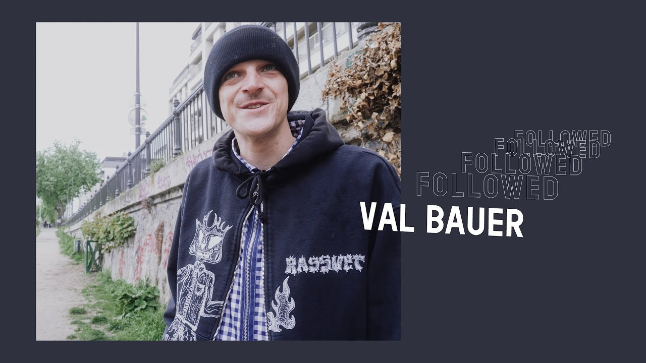 Join our day with Val Bauer as we take his dog Sonny for a walk and talk about lots of topics, meet with his friends to skate through Paris before we end our day at a burger joint. Super fun day, epic double set session, lovely dog content - checks all boxes! Enjoy.<br />Also featuring Joseph Biais, Patrick Franklin, Bram De Cleen.<br /><br />Filmed & edited by Johannes Schön <br /><br />Get our books & apparel collection here: https://pocketskatemag.com/shop/<br /><br />Feel free to subscribe to our channel and follow us on Instagram:<br />http://www.instagram.com/pocketskatemag <br /><br />Our Website:<br />http://www.pocketskatemag.com