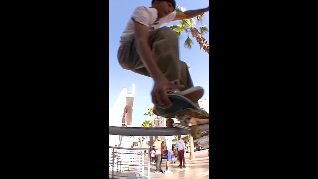 Ron Hawkins from Michael Bell's segment "Filmer Files" issue 11! 💥<br />🎥 Michael Bell<br /><br />➡️ ISSUE 20 LINK IN BIO!<br /><br />#Skateboarding