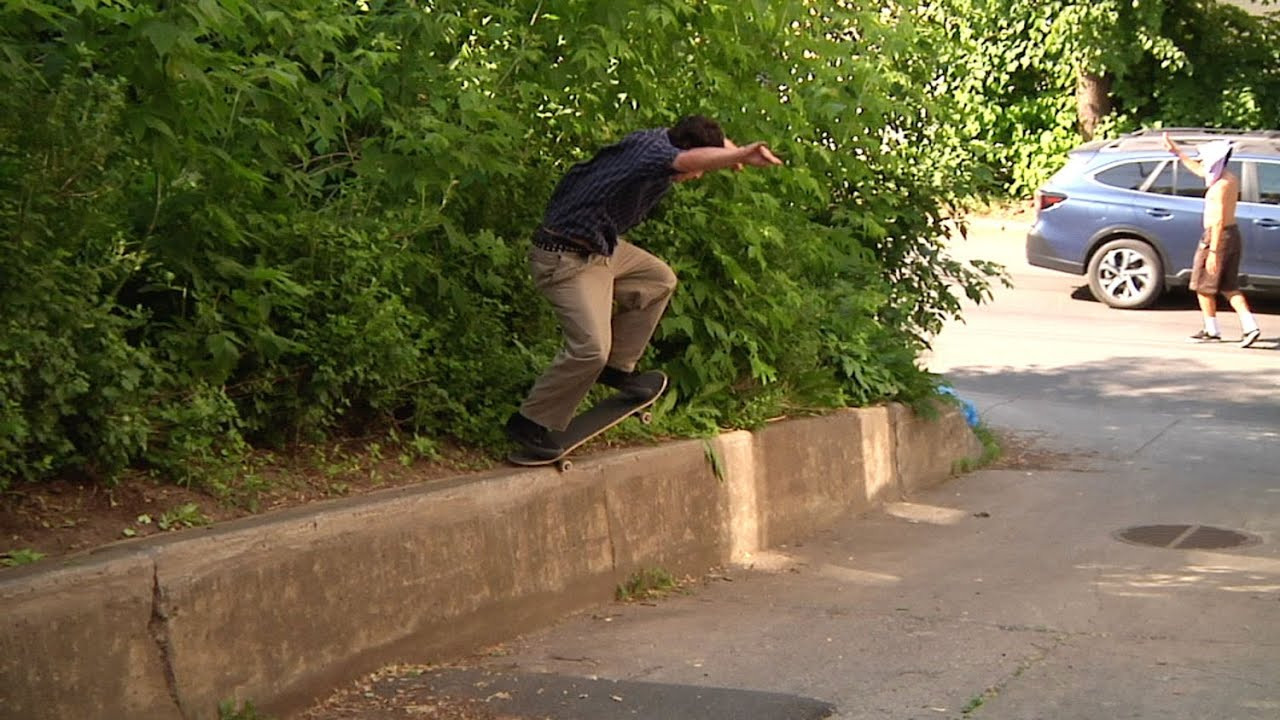 Edited by Hadrien Buhannic.<br /><br />Filmed by Hadrien Buhannic, Ethan Moriceau, Augustin Giovannoni, Jerome Walsh, Jake Todd and Ben Lachance.<br /><br />DarkI: https://vimeo.com/228786110<br />DarkII: https://youtu.be/bBXpxiLlZfM?feature=shared