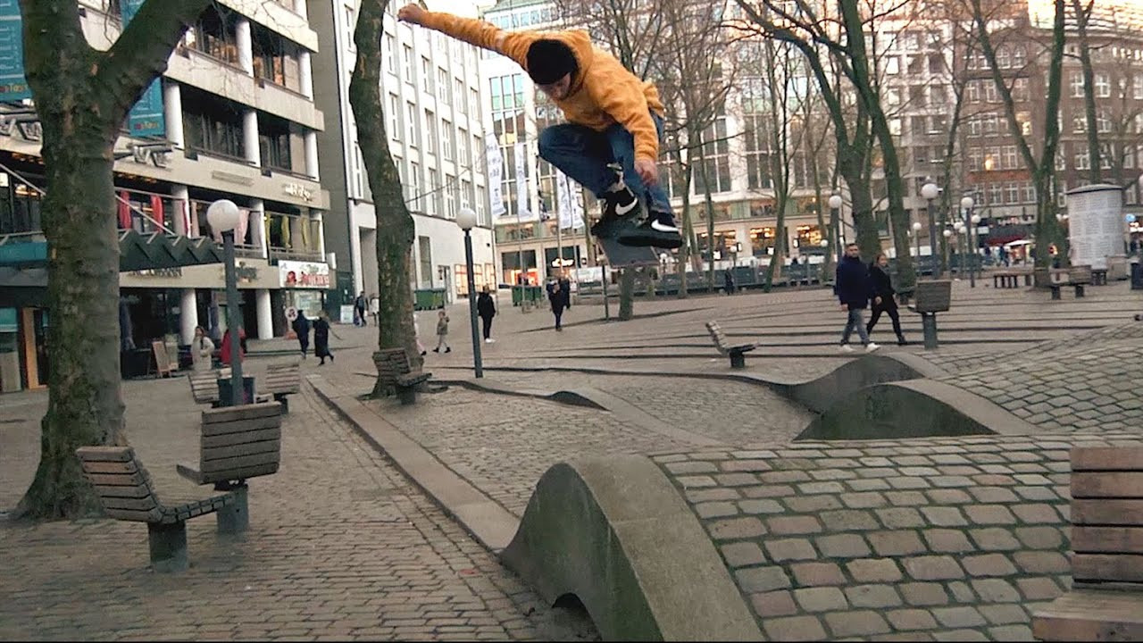 Filmed and edited by Nizan Kasper.