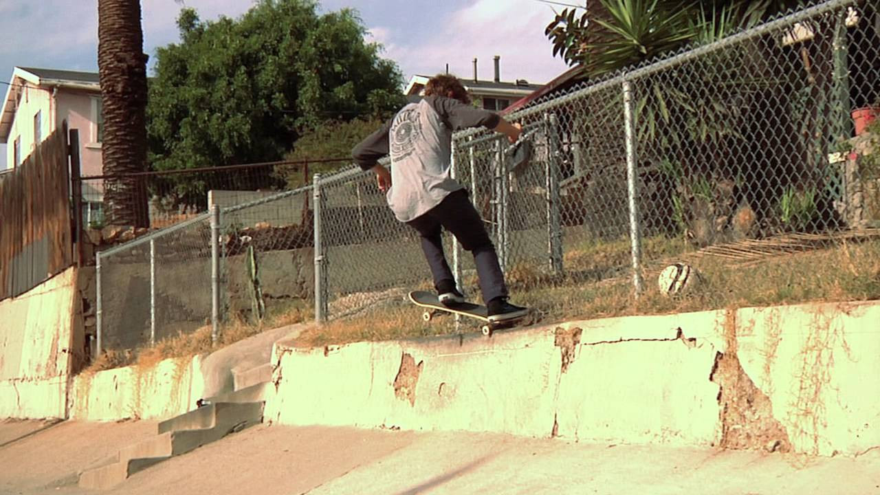 Nice little edit of Sylvain Tognelli's January 2013 Kingpin interview footage. <br /><br />Filmed by:<br /><br />Mark Nickels<br />Ludovic Azemar<br />Francisco Saco<br />James Buchmann<br /><br />Edited by: Sam Newman<br /><br />Artist: New Order<br />Song: Thieves Like Us (Instrumental)<br /><br /><br />www.isleskateboards.com