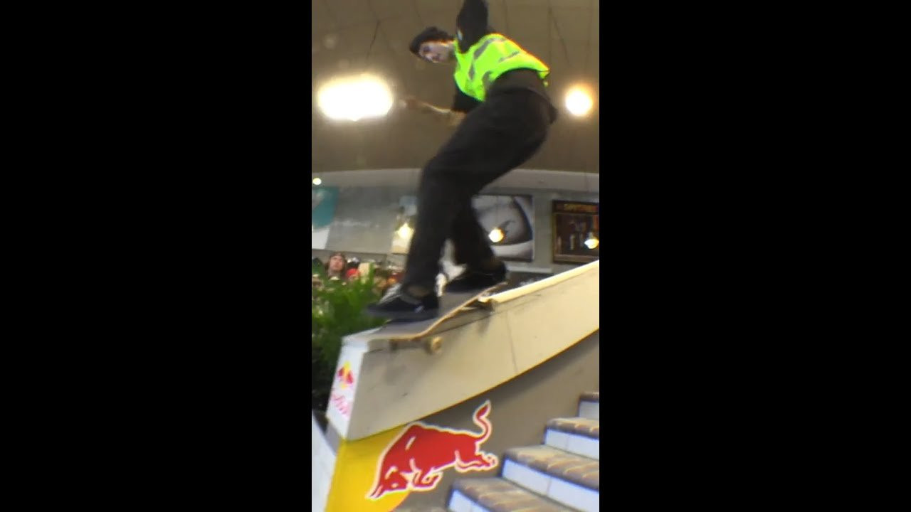 Cash for tricks inside of Pharmacy Hesperia 💥 Full edit playing link in bio!<br />📹 Blake Housenga<br /><br />#Skateboarding #SkateShop