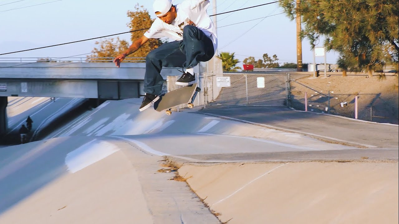 From Sao Paolo's Vale do Anhangabaú all the way to California always in company of great spots and tricks. Bruno Silva's "BOBBY" part by Gustavo Gonçalves has every ingredient a good part needs. Wait for that ender! Enjoy. <br /><br />Get our books & apparel collection here: https://pocketskatemag.com/shop/<br /><br />Feel free to subscribe to our channel and follow us on Instagram:<br />http://www.instagram.com/pocketskatemag <br /><br />Our Website:<br />http://www.pocketskatemag.com