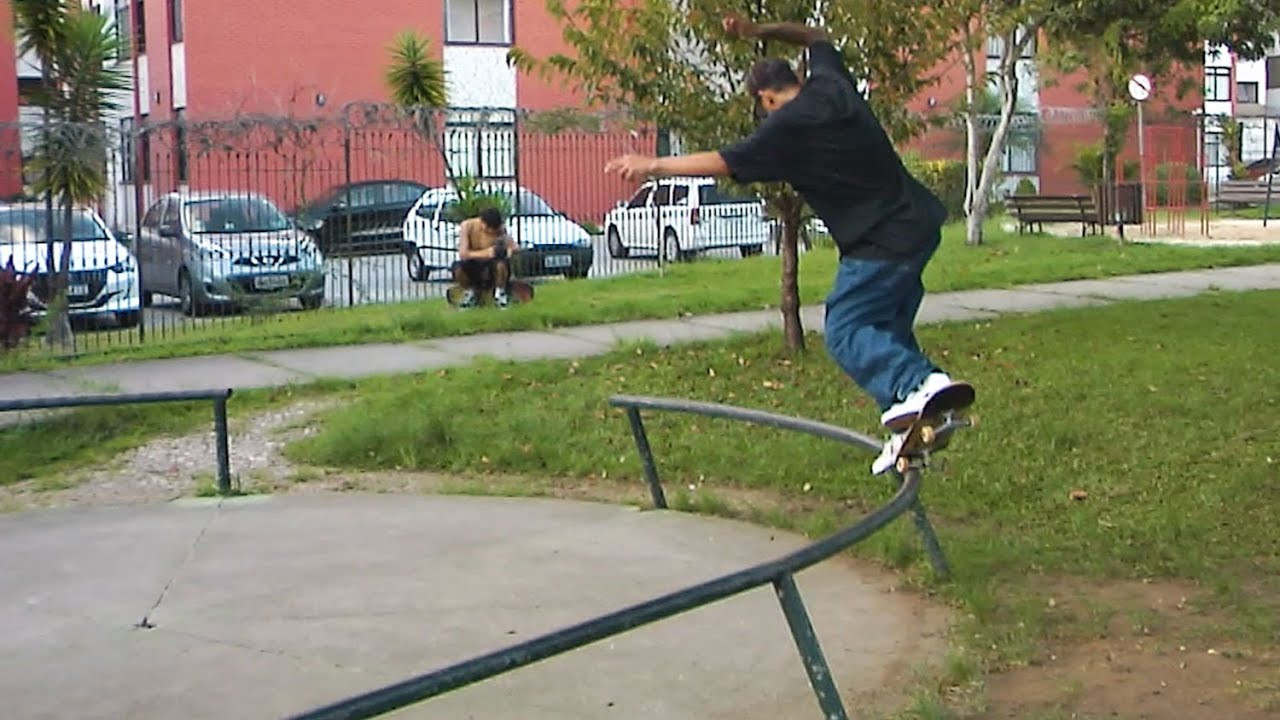 Supported by Bones.<br /><br />Guest tricks Matheus Borges.<br /><br />Filmed and edited by Gustavo Gonçalves.<br /><br />Additional filming Luiz Felipe Ferreira, Edmilson Toledo, Osvaldo Jr, Medley Vitor, Julian Eduardo and Henrique Carvalho.