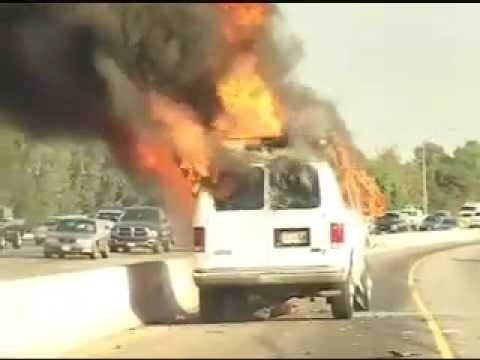 Here is the commercial for Zero's "Promo Video." Riders in the video are Jon Allie, James Brockman, Tony Cervantes, Chris Cole, Ben Gilley, Garrett Hill, Keegan Sauder, John Rattray, Sheldon Meleshinski, Elissa Steamer, Jamie Thomas and Tommy Sandoval.