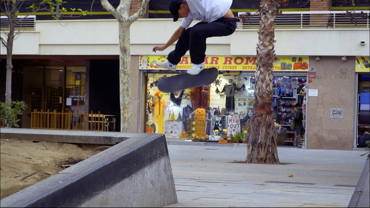 Janos is one of our favorite up-and-coming skaters to watch. With a good selection of tricks and not afraid to take them down some reasonable-sized gaps this part will keep you all entertained. There is always a new ledge combo to be discovered. Enjoy.<br /><br />Filmed by Dennis Ludwig, Jon Wolf, Mikey Guzman, Richard Hughes, Benjamin Kindle & Bobaj<br />Edited by Bobaj<br /><br />Get our books & apparel collection here: https://pocketskatemag.com/shop/<br /><br />Feel free to subscribe to our channel and follow us on Instagram:<br />http://www.instagram.com/pocketskatemag <br /><br />Our Website:<br />http://www.pocketskatemag.com