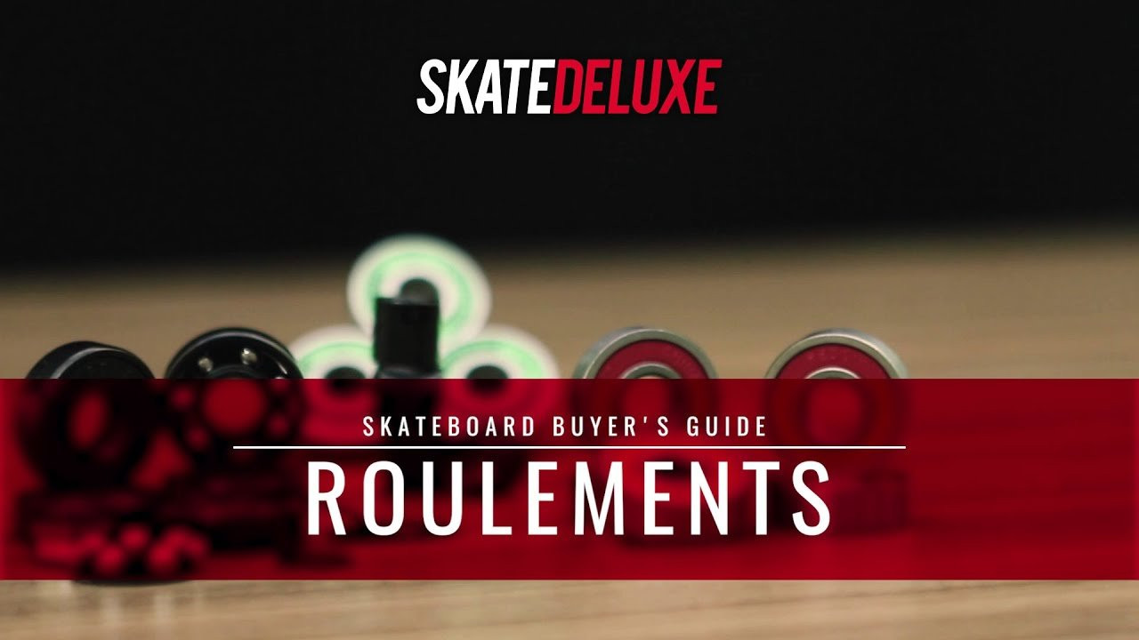 A cet épisode des Skateboard Buyers Guide de skatedeluxe vous apprendrez les informations auxquelles vous fier lors du choix de vos roulements de skateboard. À voir aussi : https://www.skatedeluxe.com/blog/fr/wiki/skateboarding/skateboard-wiki/decks/<br /><br />De quoi est fait un roulement de skateboard et de quels matériaux ces composants sont-ils ? Tous cela et aussi la grande question de l'importance de la norme ABEC seront abordées. De plus, nous vous montrerons comment nettoyer vos roulements afin qu'ils durent plus longtemps.<br /><br />✘ Sommaire ✘<br /><br />Intro | 00:00 <br /><br />➊ Composition d'un roulement | 01:05<br /><br />Bien que les roulements soient plutôt petits, ils sont une partie complexe. Dans ce chapitre vous apprendrez de quoi sont constitués les roulements et comments les petites parties intéragissent pour faire fonctionner le roulement.<br /><br />➋ La norme ABEC | 01:47<br /><br />Beaucoup de skater parlent de la norme ABEC qui donne une note aux roulements. Nous vous expliquerons ici d'u cette norme provient et pourquoi elle ne fournit presque aucune informations sur la qualité d'un roulement pour le skateboard.<br /><br />➌ Les différents matériaux | 02:33<br /><br />Alors que les roulement classique sont en acier, il en existe aussi d'autres en céramiques ou en alliages variés. Arthur vous explique ici les principaux changement que ces matériaux causent.<br /><br />➍ Entretoises & rondelles | 03:13<br /><br />Spacers et speedrings en anglais ( ça sonne plus cool qu'en français ) vont être les petits adjuvants de vos roulements afin qu'ils déploient leur potentiel entièrement. Nous montrerons à quoi ils ressemblent et où ils se placent.<br /><br />➎ Nettoyage & entretien | 05:15<br /><br />Si vous prenez soin de vos roulements, ils rouleronts de façon suave et dureront plus longtemps. Arthur vous montre les étapes classiques d'un nettoyage de roulements minutieux.<br /><br /><br />✘ TABLEAUX IMPORTANTS, LIENS & AUTRES ✘<br /><br />• Composition d'un roulement de skateboard :<br />https://www.skatedeluxe.com/blog/fr/wiki/skateboarding/skateboard-wiki/roulements-bearings/#roulements-composition<br />• Plus d'informations sur a norme ABEC des roulements de skateboard :<br />https://www.skatedeluxe.com/blog/fr/wiki/skateboarding/skateboard-wiki/roulements-bearings/#roulements-abec<br />• Toutes les informations pour nettoyer vos roulements de skateboard :<br />https://www.skatedeluxe.com/blog/fr/wiki/skateboarding/skateboard-wiki/roulements-bearings/#roulements-entretien-nettoyage<br /><br />➥ Tous les Skateboard Buyers Guide de skatedeluxe :<br />https://www.youtube.com/playlist?list=PL85C9jh7oQzDog8bRcbfzMiEPEt8wIQhP <br />➥ Les roulements de skateboards du skateshop skatedeluxe :<br />https://www.skatedeluxe.com/fr/skateboard-longboard-roulements<br />➥ Toutes les infos à roulements de skateboard sur le wiki skatedeluxe :<br />https://www.skatedeluxe.com/blog/fr/wiki/skateboarding/skateboard-wiki/roulements-bearings/<br /><br />----------------<br /><br />skatedeluxe Skateshop https://www.skatedeluxe.com/<br /><br />Instagram: https://www.skatedeluxe.com/instagram<br />Facebook: https://www.skatedeluxe.com/facebook<br />Twitter: https://www.skatedeluxe.com/twitter<br /><br />----------------<br /><br />Film & Edit: Nils Heck, Dennis Arnold<br />Présentateur : Arthur Oudini<br />Music: Blunted Beatz – Miles To Go<br /><br /><br />= Looking for another language? = <br />➥ DE: https://www.youtube.com/playlist?list=PL85C9jh7oQzDCP7UyMYtpwa6w5y8AWr_l <br />➥ EN: https://www.youtube.com/playlist?list=PL85C9jh7oQzDz9joY_GZHVXT87VCP8Pra