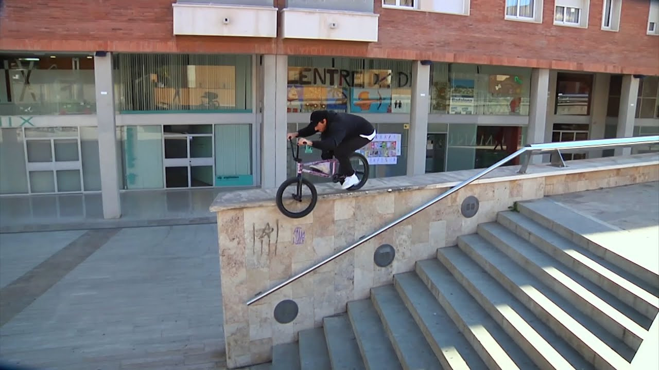 THUNDERBOLT+: https://shop.odysseybmx.com/collections/odyssey-cranks/Model:Thunderbolt<br /><br />41-Thermal Heat Treated Thunderbolt+ cranks. Stronger and lighter than typical 3-piece cranks and backed by our legendary no BS Lifetime Warranty. Find them under Broc Raiford and the rest of our crew.<br /><br />Filmed by Josh Clemens.<br /> <br /> <br /> <br /> ---<br /> http://www.odysseybmx.com<br /> ---<br /> http://facebook.com/odysseybmx<br /> http://twitter.com/odysseybmx<br /> http://instagram.com/odysseybmx<br /> http://odysseybmx.tumblr.com<br /> http://youtube.com/odsyvision