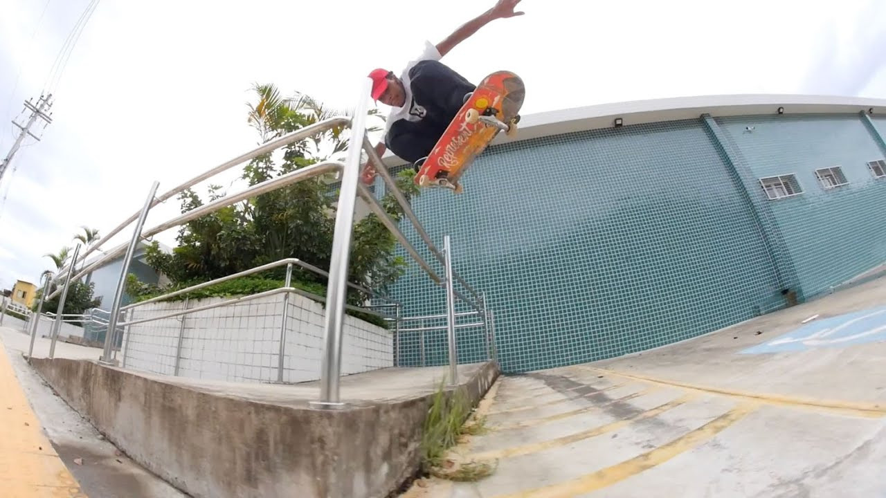 With guest tricks from Ryuhei Kitazume.<br /><br />Filmed by Gabriel Romero.<br /><br />Adittional filming Rodrigo de Andrade.