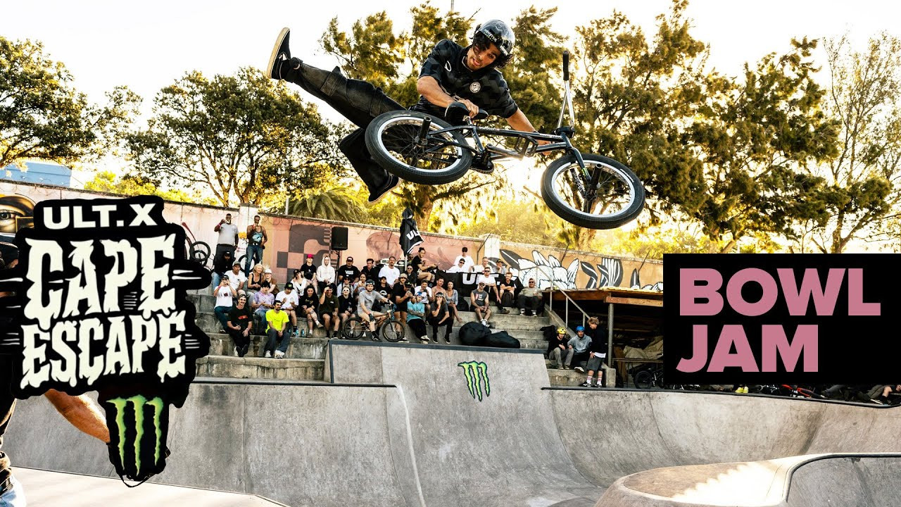 NEW DIG APPAREL https://shop.digbmx.com/collections/APPAREL-AND-MORE<br />WATCH PROJECT X https://shop.digbmx.com/collections/project-x <br />SUBSCRIBE to the DIG channel for more videos - http://bit.ly/DigBMX<br />-----<br /><br />Our final instalment of Ultimate X 'Cape Escape' highlights comes from Saturday's bowl jam and best trick event. Winds were high but spirits were higher, and nothing could slow these guys down. Ultimate X was a total blast - make sure you go check our other highlights videos if you haven't already.<br /><br />Video by Fred Murray<br />Cover photo by Eisa Bakos (Courtesy of Monster Energy)<br /><br />https://ultimatex.co.za<br />https://monsterenergy.com<br /><br />-----<br />Visit our website for more BMX videos - http://digbmx.com <br /> ● Facebook - https://facebook.com/digbmx <br /> ● Instagram - https://instagram.com/digbmx <br /> ● Twitter - https://twitter.com/digbmx <br /><br />#BMX #DIGBMX