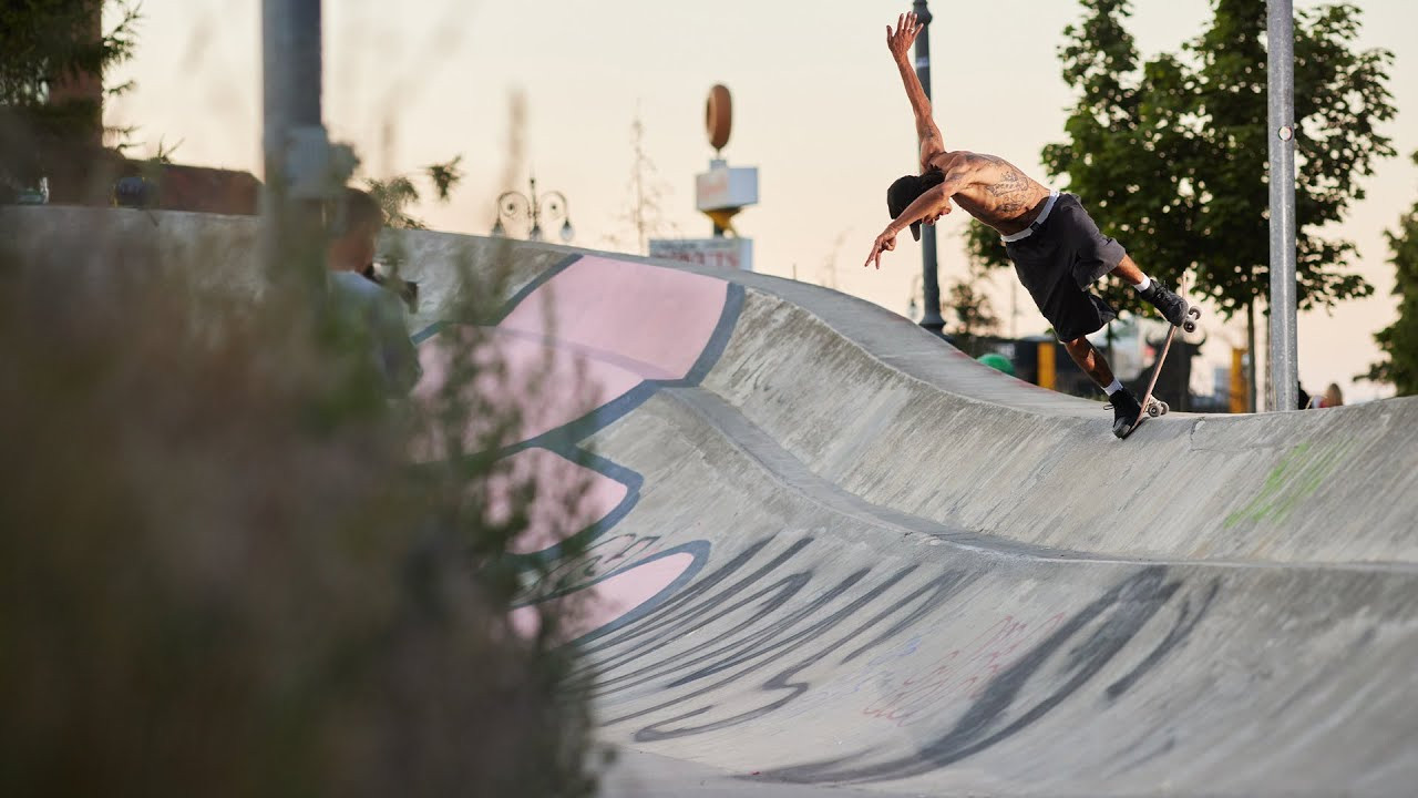 From rail rips to the crustiest cobblestones, Deedz’ extraordinary 2024 spectacle was paid in blood and sweat. This cut is TOUGH. <br /> <br /> Keep up with Thrasher Magazine here:<br /> http://www.thrashermagazine.com<br /> http://www.facebook.com/thrashermagazine<br /> http://www.instagram.com/thrashermag<br /> http://www.twitter.com/thrashermag