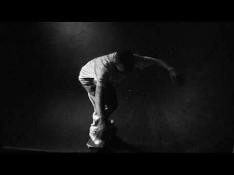 A film experiment shot in total darkness. A bullet-time rig made from pinhole cameras.<br /> <br />The Rig: 104 pinhole cameras built along a 21-foot long loop. Loaded in a lightproof, pitch black studio, using a single strip of 35mm film, and exposing all the frames along that strip at the same moment with powerful strobes.<br /> <br />Additionally shot with Super 16mm, hand-cranked 35mm, and a lenticular 35mm camera.<br /> <br />Directed by : Colin Read<br />Produced by : Sea Cow & Pulse Films<br />Producer : Leon Derriey<br />Score : Sam Perkin<br />DP : Eric Schleicher<br />Camera Technician : Nicolas De Miranda<br />1st AC : Dylan Gaffney<br />Photographer : Cole Giordano<br />Production Designer : Charlie Turner<br />Associate Producer : Asher Shay-Nemirow<br />Associate Producer : Nicola Macchitella<br />Skaters : Leo Gutman & Camden Green<br />On-Site Film Developing : Bushwick Community Darkroom<br />Film Scanner / Developer : Lucia Rollows<br />Film Scanning : Cooper Winterson<br />Post Facility : Electric Theatre Collective<br />Color producer : Oscar Wendt<br />Colorist : Connor Coolbear<br />Shot on Kodak Double X & Orwo N74<br />Shot at 110 Studios