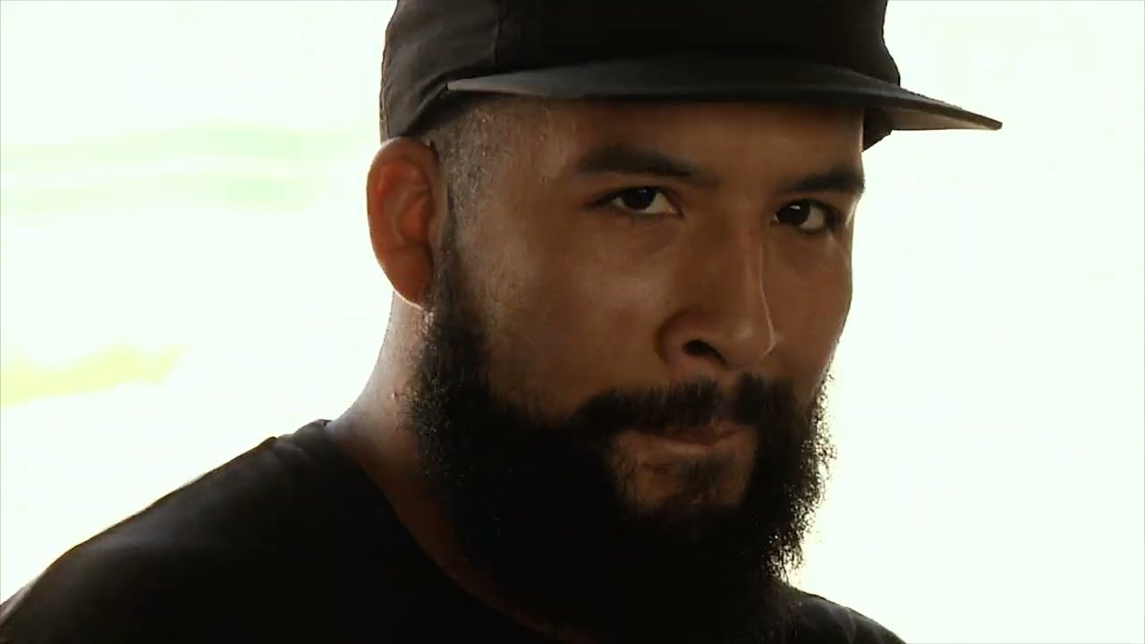 Ritt Pong shot this raw footage of one of our sessions filming for Swolan and I decided to use the whole raw clip, whack a title at the end of it and use it as a rad little trailer. I really like how this captures one of our sessions, warming up at a ditch our DIY spot with the boys, folks rolling, smiles all round.