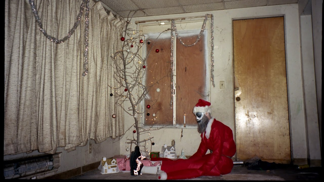 “MILDEW” (the elf)❄️🦇