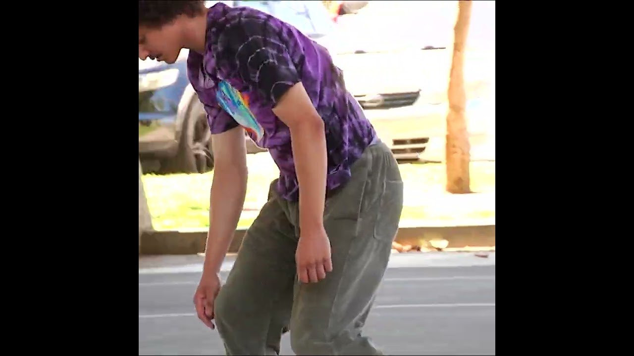 Grizzly Riders, Tony Tave, Maurice Jordan, Elijah McIntosh and Shmatty hit the streets of LA in this clip!<br /><br /><br />#GRIZZLYGANG #GrizzlyGriptape #Skateboarding