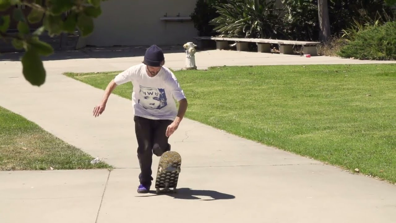 Torey with a long distance backside nose bluntslide in the valley! Riding the butterfly griptape.<br /><br /><br />#GRIZZLYGANG #GrizzlyGriptape #Skateboarding