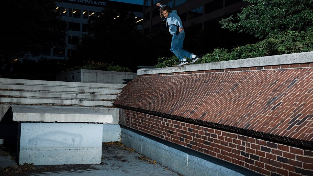 The Alien duo compliment each other with refined lines in Mexico City and new ways to slice through the Big Apple. Smooth is an understatement. Keep up with ...