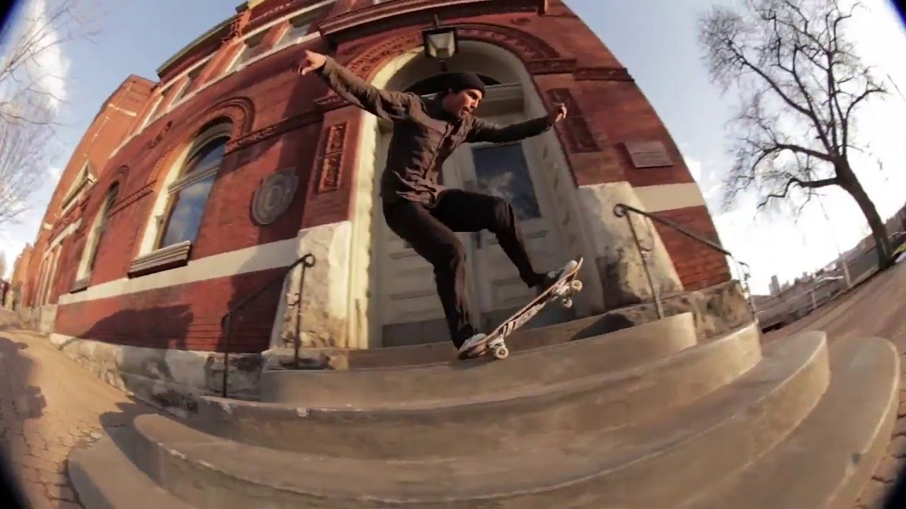 footage log from bunker_down from Detroit (and other stops) based trip April 2015.<br />filmed / gathered by miguel valle <br />featuring joey guevara, paul liliani, frankie spears, max garson, brandon nguyen, yaje popson and friends.<br /><br />uploaded to coincide with joey guevara interview on speedway mag, by farran golding : (right click - open link in new tab) https://speedwaymag.wordpress.com/2016/05/11/joey-guevara-interview/<br /><br />background music playing by AUN _ please support them on band camp: (right click - open link in new tab) <br />https://aunted.bandcamp.com/album/motorsleep-4