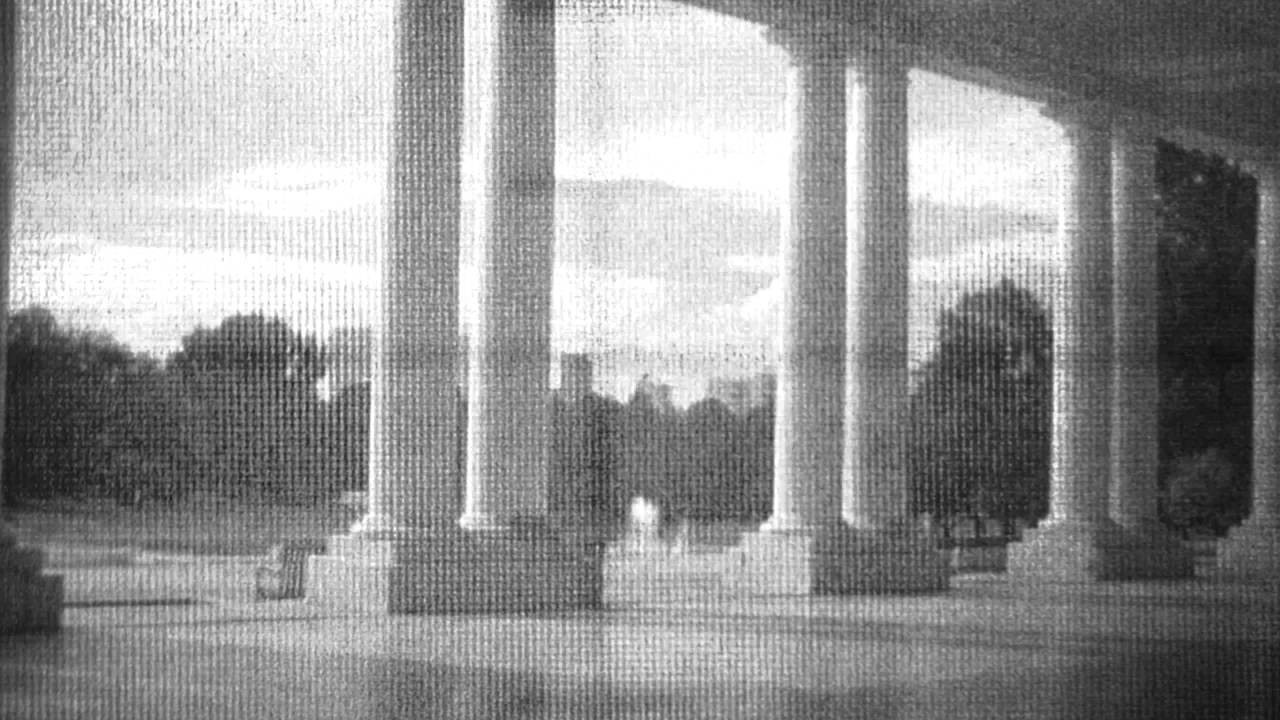 bunker_down premieres in select supporting shops around the globe Oct_23rd, and on Thrasher Oct 28th.