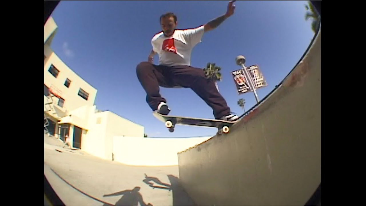 TJ Rogers in the Menikmati Evant for the 20 years of Menikmati campaign.<br /><br />Filmed and Edited by Luke Lutz<br /><br />Music by DJ Romar<br /><br />Shop the collection at https://www.esskateboarding.com/us/capsules/menikmati/