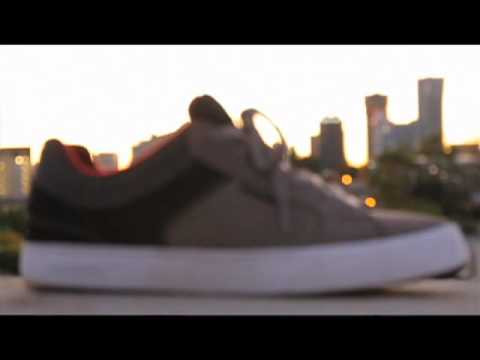 Marius Syvanen explains the features of the Vireo Exolyte<br />http://www.habitatfootwear.com/<br /><br />Music by Worker Bee.<br />http://workerbee.bandcamp.com/