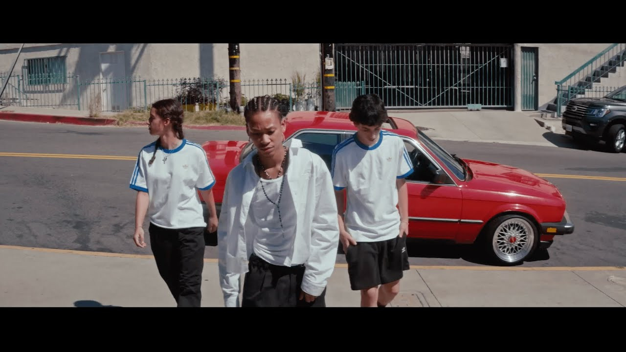 An all new collection from Maxallure & adidas skateboarding.<br /><br />The collection is heavily inspired by classic prep school attire and ‘70s collegiate styles, remixed for modern use and repurposed for skateboarding.<br /><br />Filmed by Joe Bressler<br />Edited by Justin Albert<br />Music by The Roving Jewel<br /><br />Official website: http://adidas.com/skateboarding<br />Instagram: http://instagram.com/adidasskateboarding<br /><br />#adidasSkateboarding #adidasMaxallure #MaxallureSkateboards