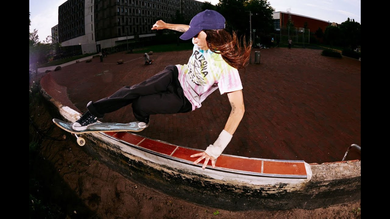 One of the most iconic natural transitions in the world: The Wilhelmsburg Banks in episode 6 of the Sky High Skrilla Series. Richie Löffler invited German rapper Kwam.E to perform at the new Mantis Skateshop and the whole city showed up. Caroline Duerr, JJ Colon, Leo Heinert, Eugenia Ginepro and Bonestalone lit up the demo. <br />Subscribe to TransWorld’s YouTube: http://twskate.co/gz8nsr<br />Follow TWS for the latest:<br />Daily videos, photos and more: http://skateboarding.transworld.net/<br />Like TransWorld SKATEboarding on Facebook: https://www.facebook.com/TransWorldSkate<br />Follow TransWorldSKATE on Instagram: https://instagram.com/transworldskate/