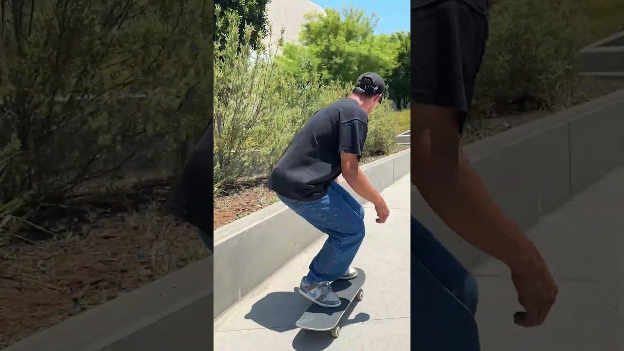 SB Dunk Low by Crenshaw Skate Club drops Saturday, August 5 exclusively in select skate shops. Learn more: https://www.nikesb.com/the-vault/sail-box-era/crenshaw-skate-club