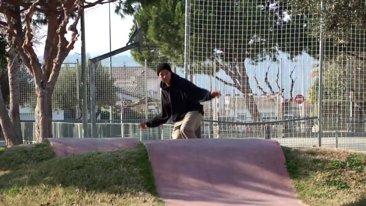 Louie Lopez takes the One Star Pro Mid for a ride.