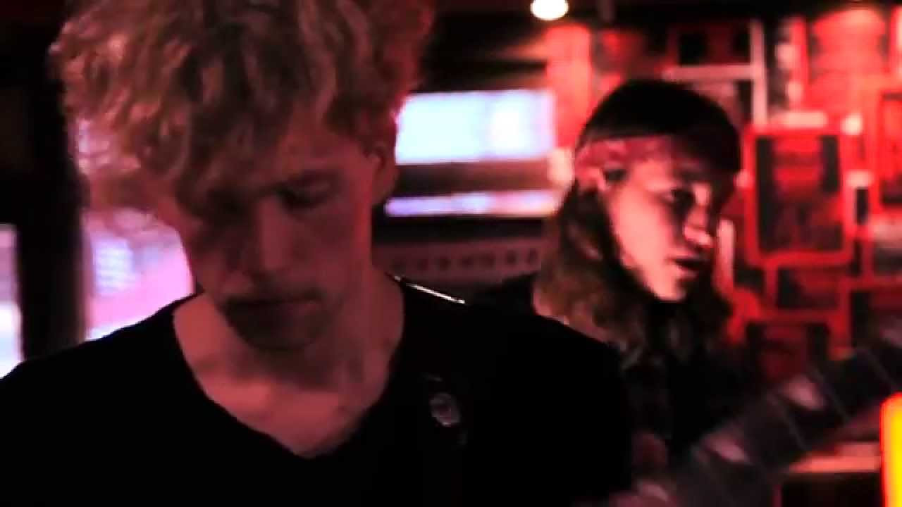 Guitars. Reverb. Drums. More reverb. Psychedelic Rock from Twin Shades as they perform a Converse Red Light Session in Amsterdam's Chicago Social Club.