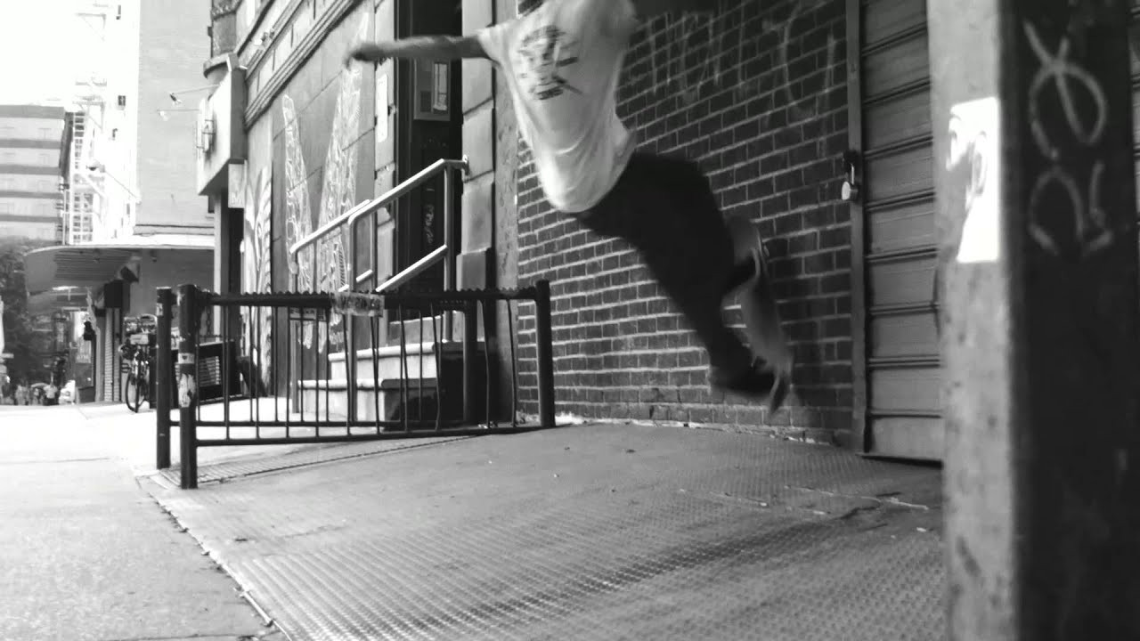 Follow Zered Bassett through New York City as he navigates his neighborhood streets in the Converse Cons Weapon Skate.<br /><br />Filmed by Richard Quintero